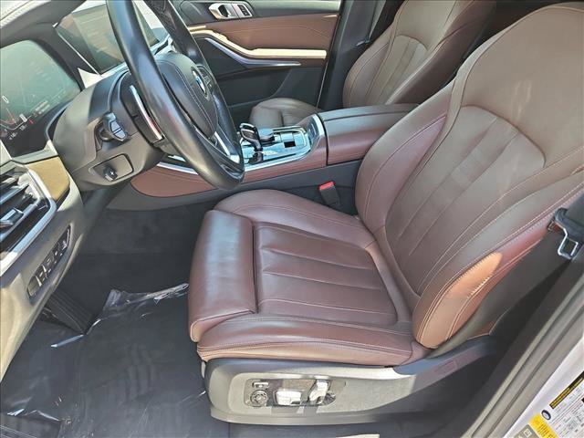 Used 2022 BMW X5 xDrive40i w/ Premium Package AWD/4WD image 24