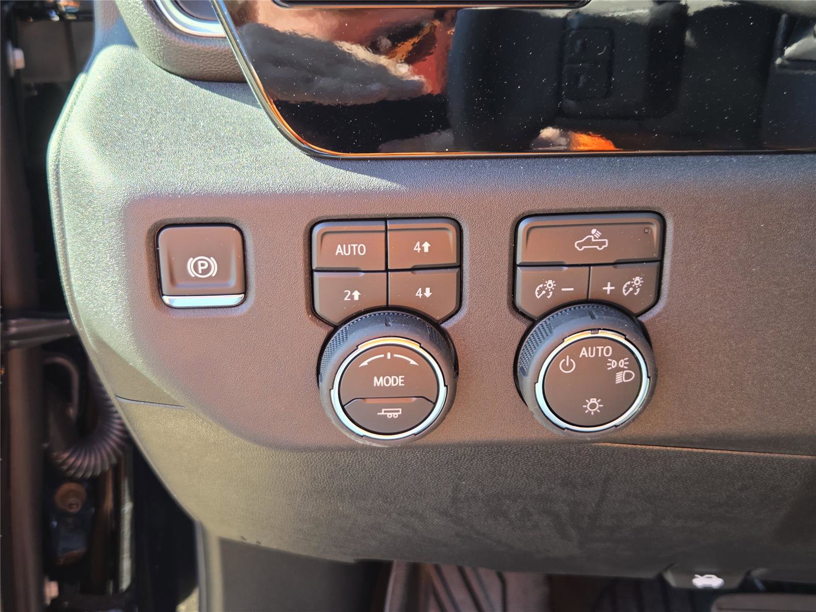 New 2026 Chevrolet Silverado 1500 LT image 24