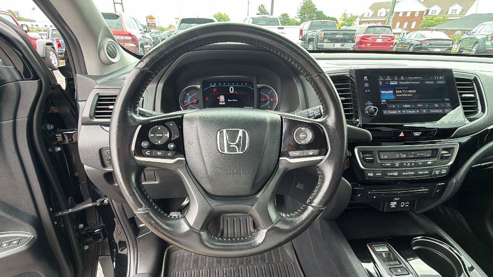 Used 2020 Honda Pilot Touring image 25