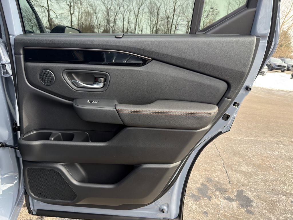 Used 2026 Honda Pilot TrailSport image 26