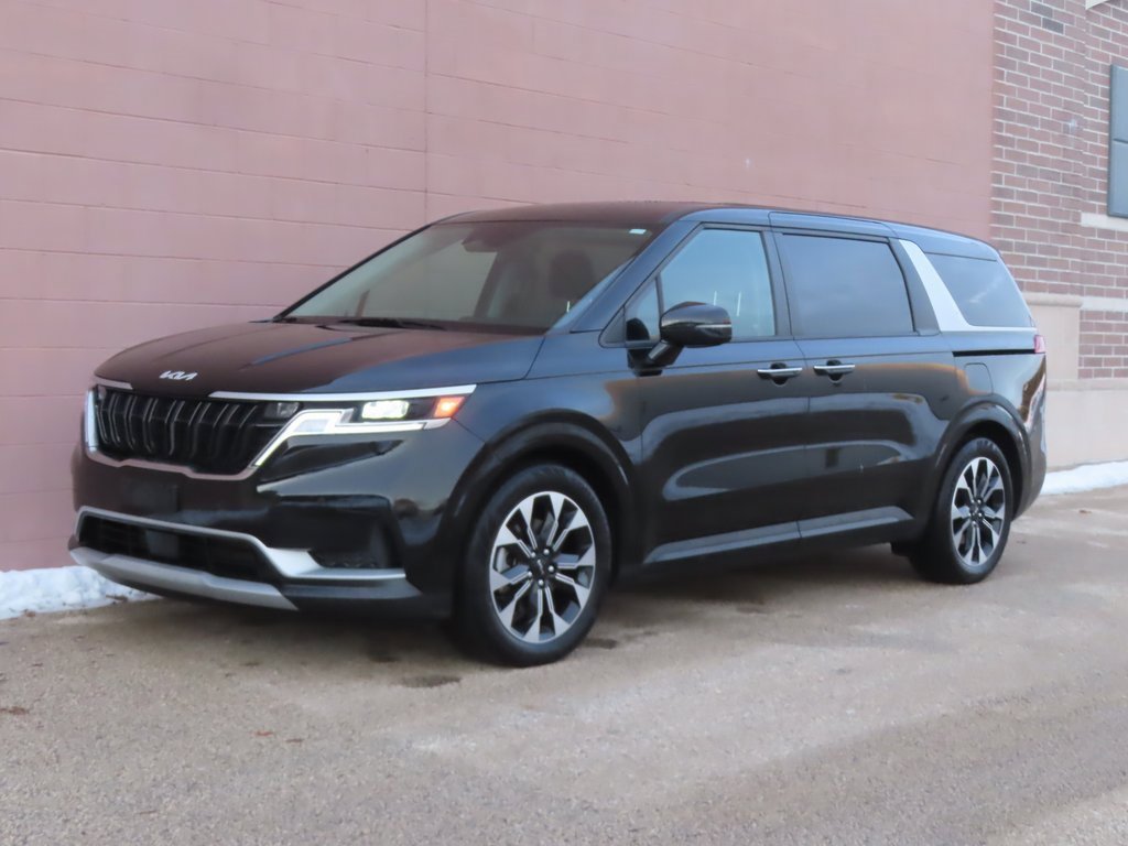 Certified 2024 Kia Carnival EX image 26