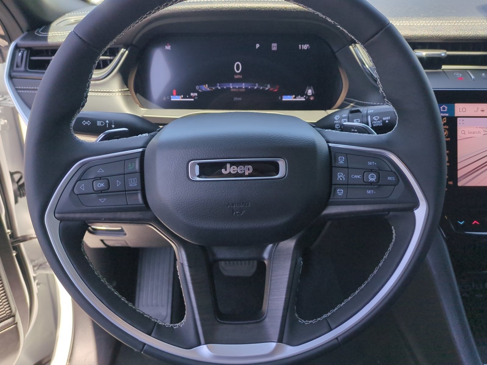 New 2026 Jeep Grand Cherokee Altitude AWD/4WD image 9