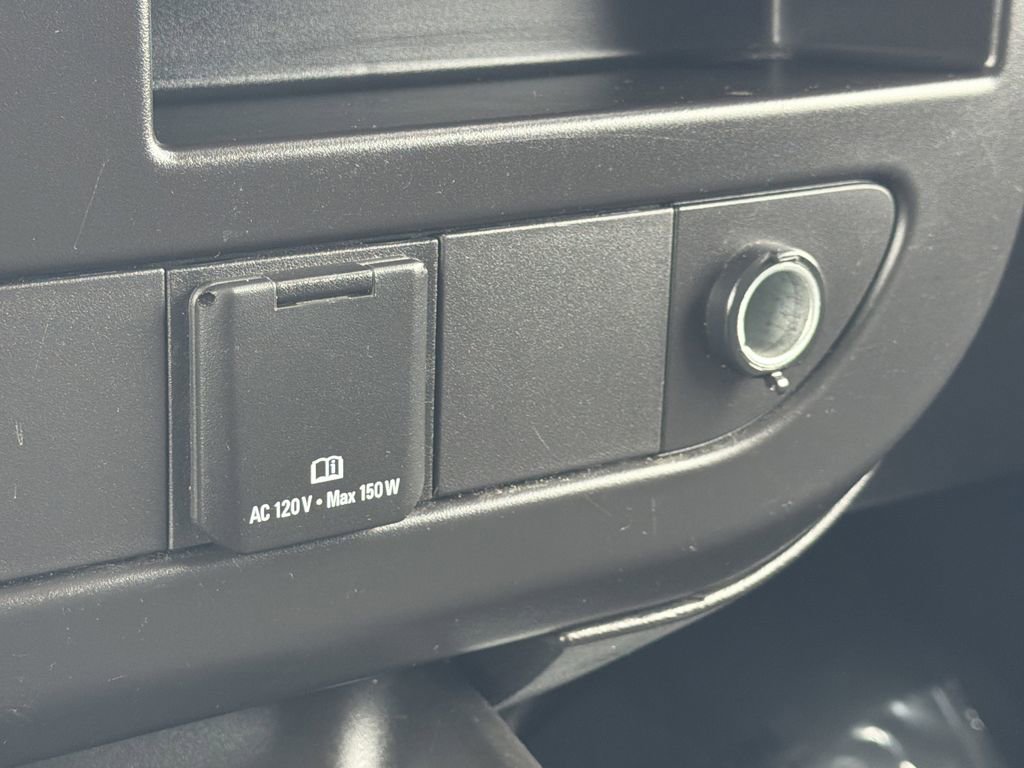 Used 2024 GMC Savana 2500 w/ Driver Convenience Package image 7