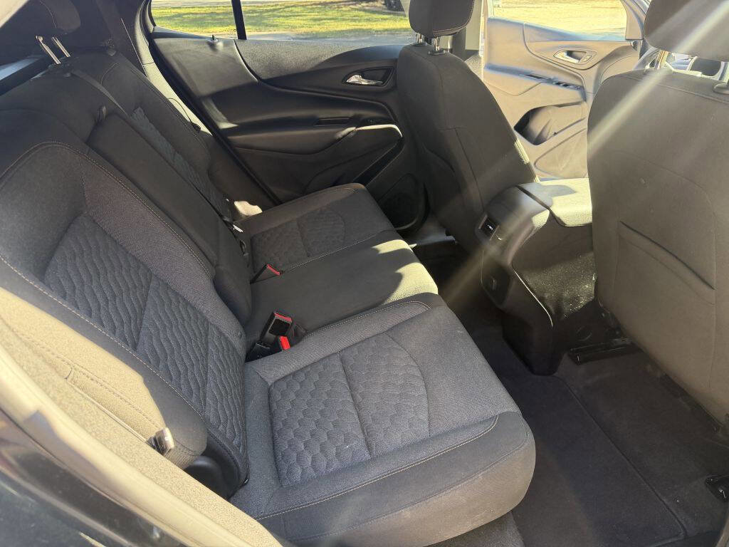 Used 2018 Chevrolet Equinox LT image 19