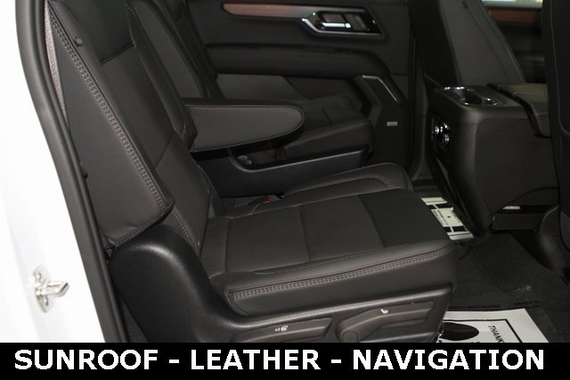 New 2025 GMC Yukon XL Denali w/ Sun & Power Step Package image 27