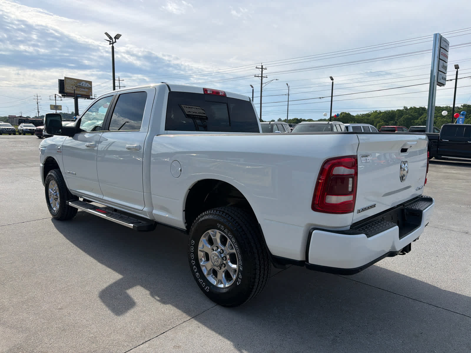 Used 2024 RAM 2500 Laramie w/ Safety Group AWD/4WD image 6