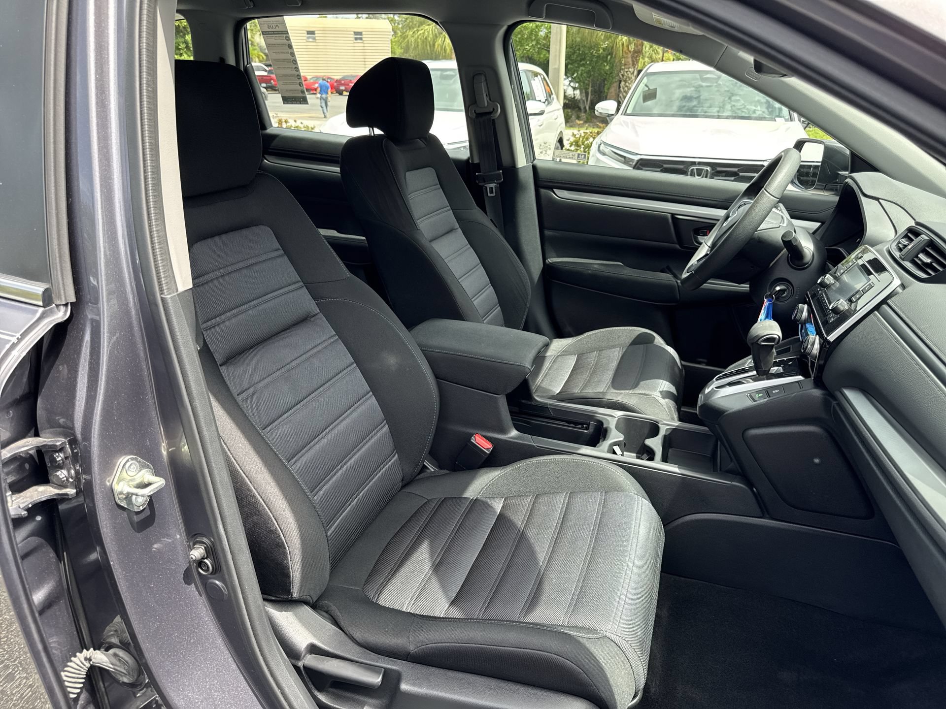 Used 2020 Honda CR-V LX image 14