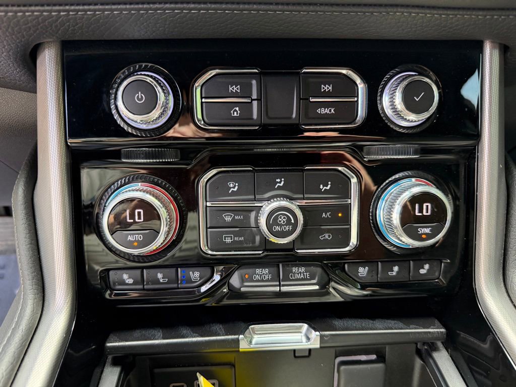 Used 2022 GMC Yukon Denali image 28