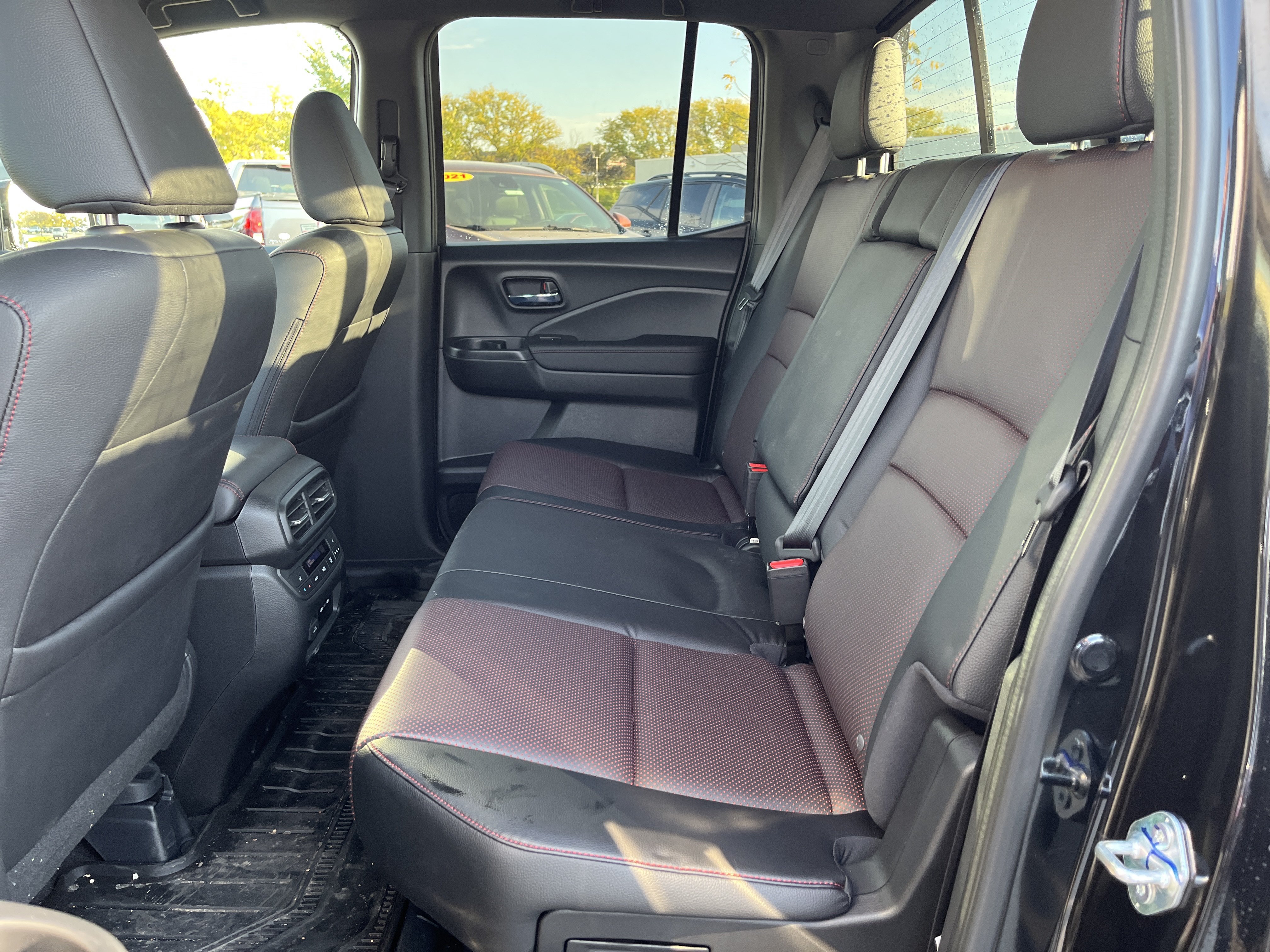Used 2026 Honda Ridgeline Black Edition image 16