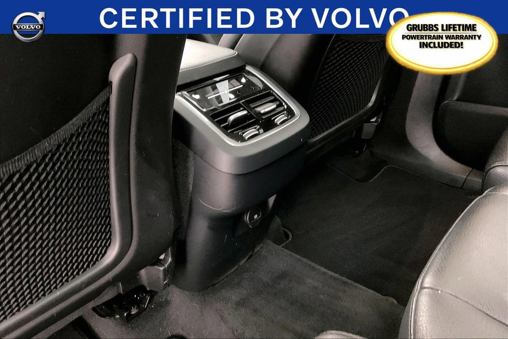 Used 2022 Volvo XC90 T5 Momentum w/ Climate Package image 28