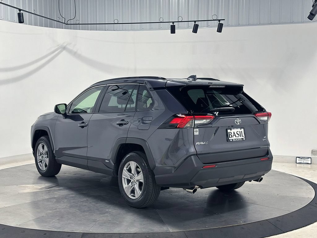 Used 2025 Toyota RAV4 LE AWD/4WD image 12