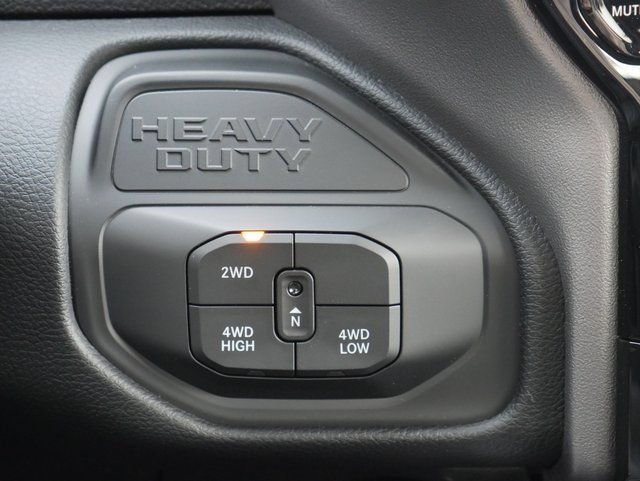 New 2026 RAM 3500 Laramie AWD/4WD image 22