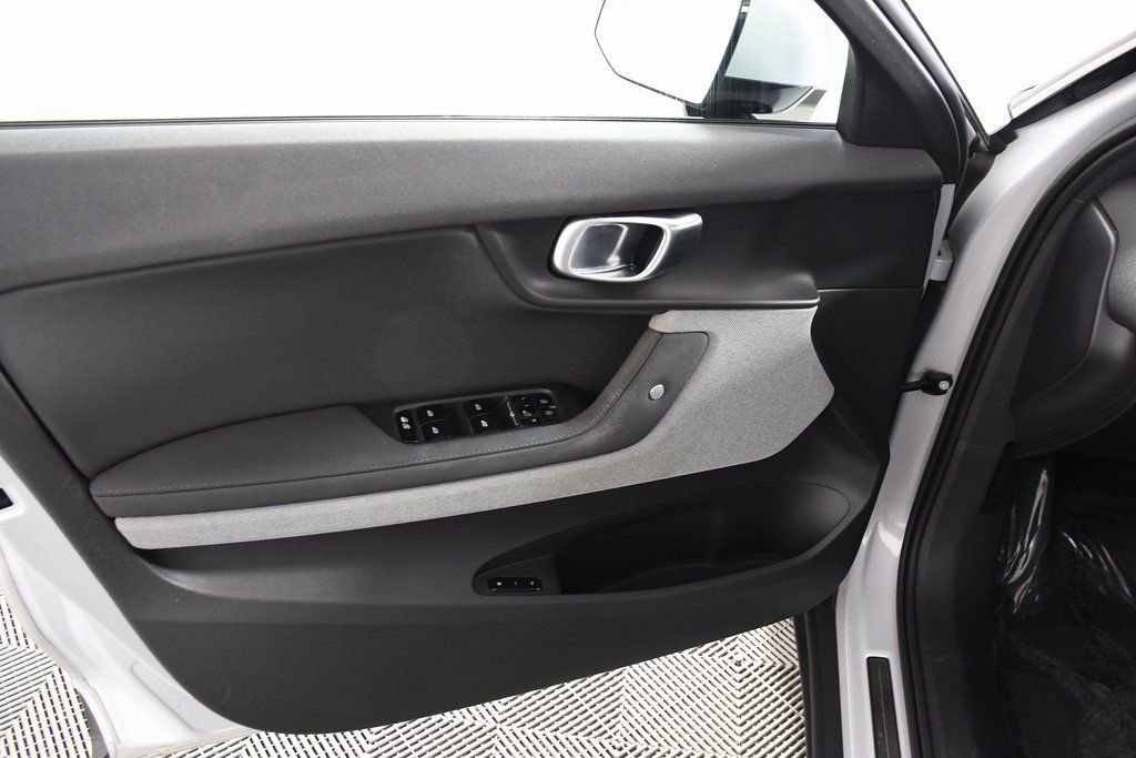 Used 2023 Polestar Polestar 2 w/ Pilot Pack image 14