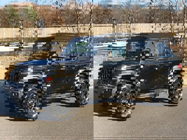 Used 2018 Jeep Wrangler Unlimited Sport image 1