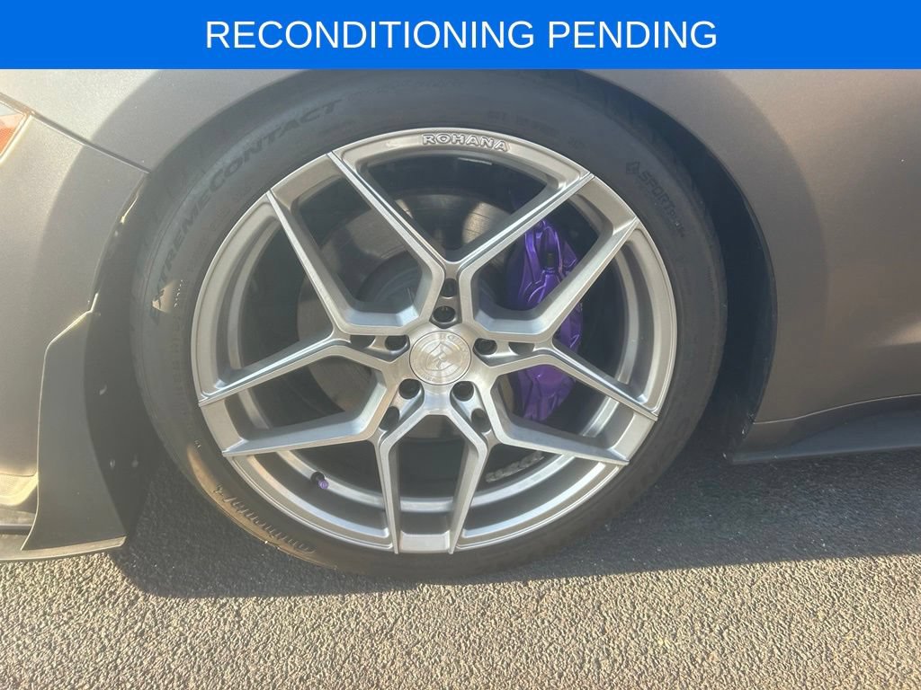 Used 2019 Ford Mustang GT Premium w/ Equipment Group 401A RWD image 6