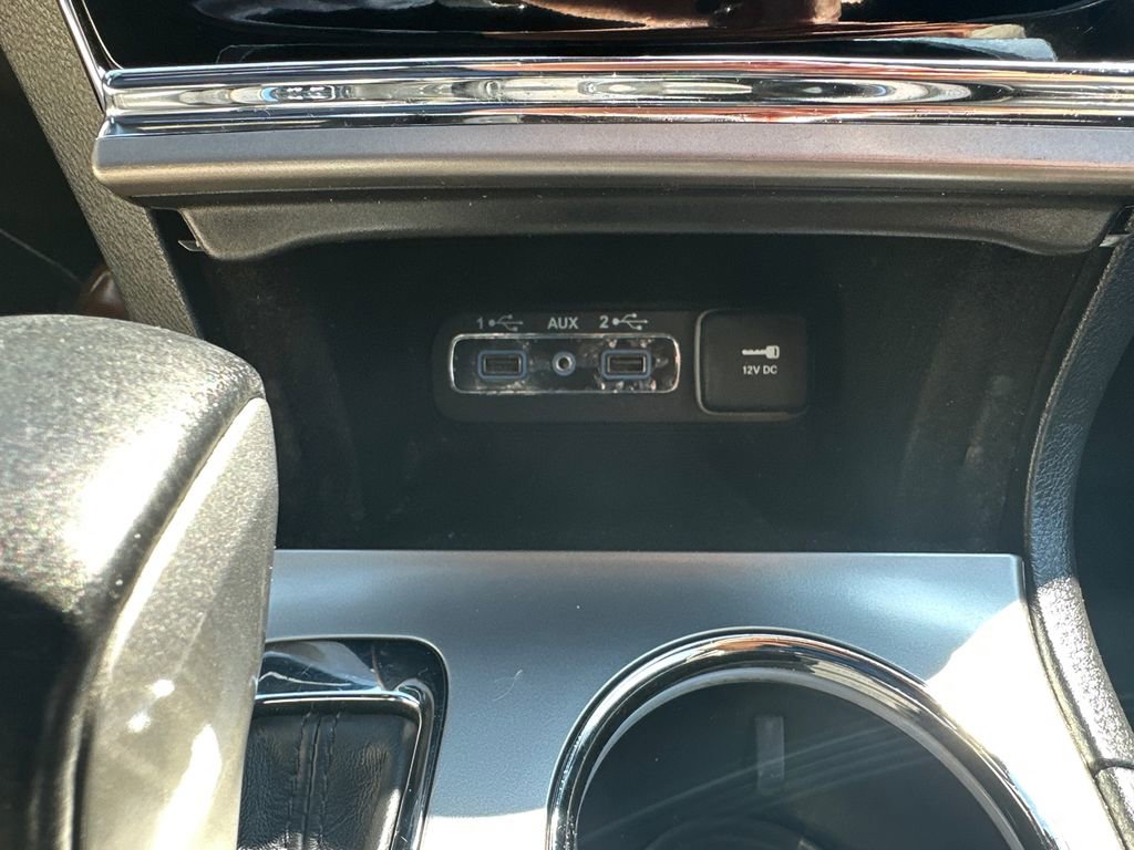 Used 2019 Jeep Grand Cherokee Limited image 16