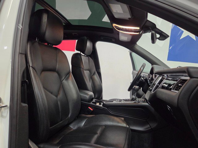 Used 2016 Porsche Macan S AWD/4WD image 60