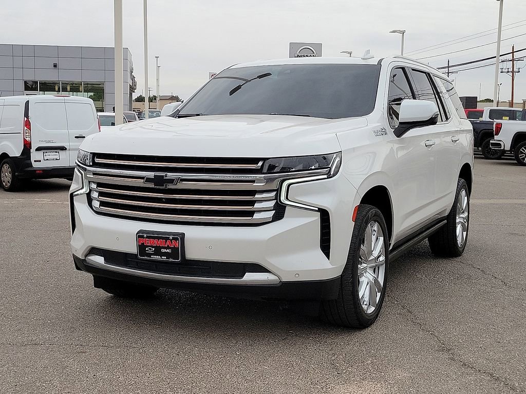 Used 2021 Chevrolet Tahoe High Country w/ Premium Package RWD image 4