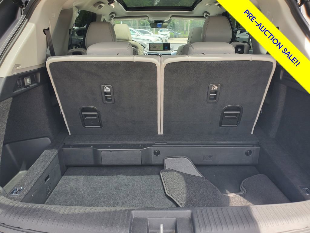 Certified 2023 Acura MDX FWD w/ Technology Package image 8
