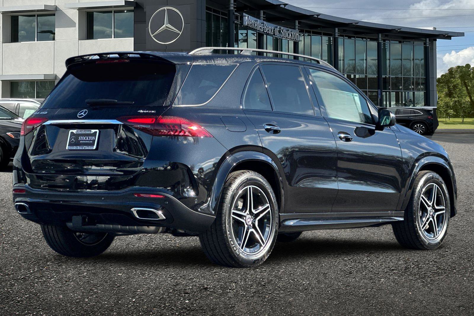 New 2026 Mercedes-Benz GLE 350 4MATIC image 4
