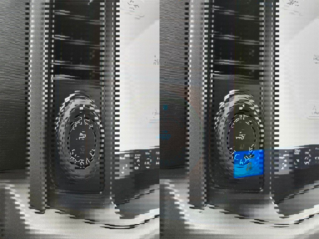 Used 2024 Ford F150 XLT w/ Mobile Office Package image 17