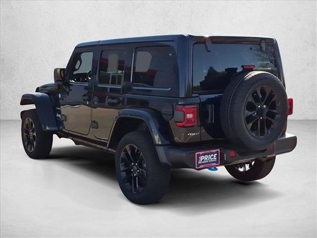 Used 2024 Jeep Wrangler Unlimited Sahara w/ Safety Group AWD/4WD image 7