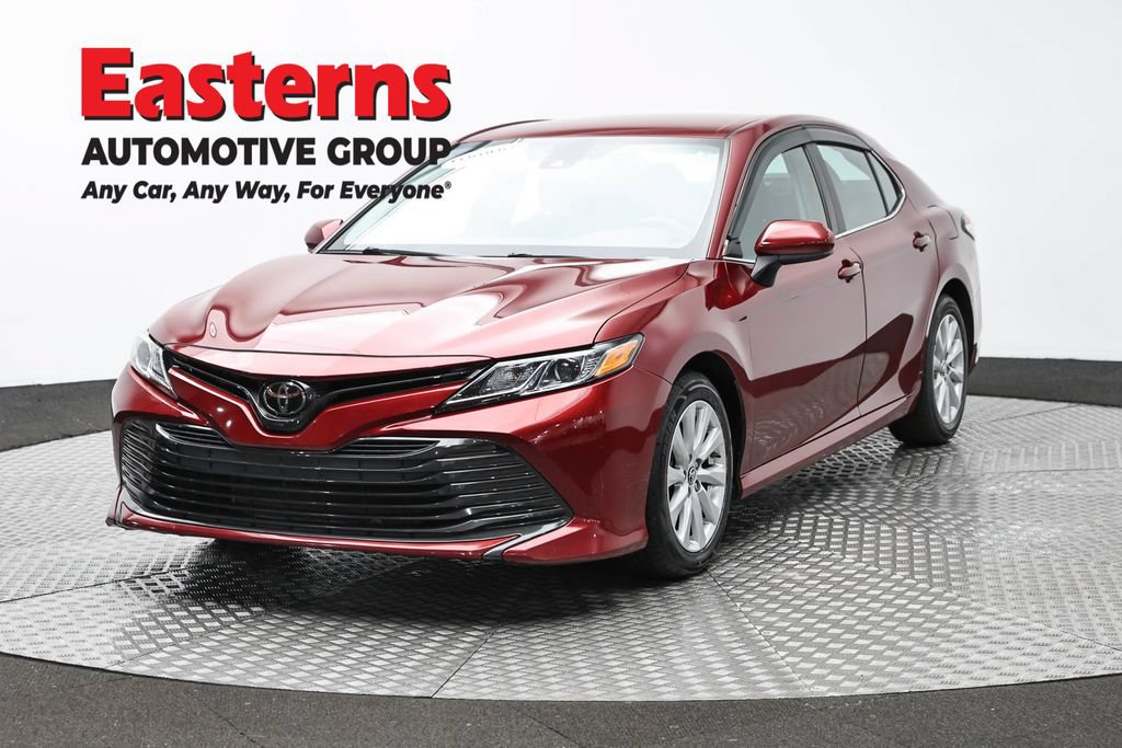 Used 2019 Toyota Camry LE FWD image 1