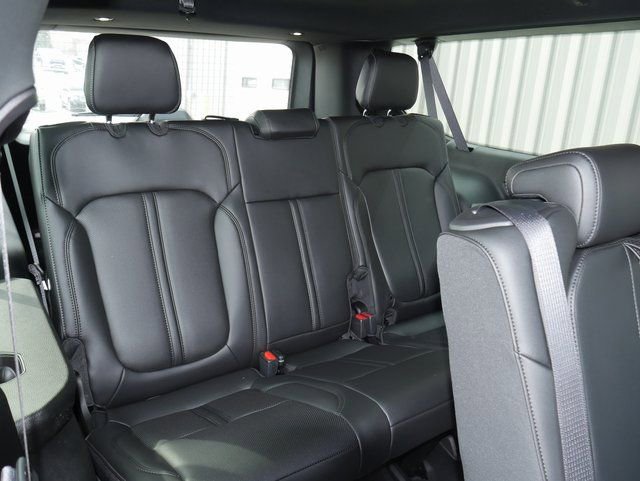 New 2026 Jeep Grand Wagoneer L w/ Premium Group I image 29