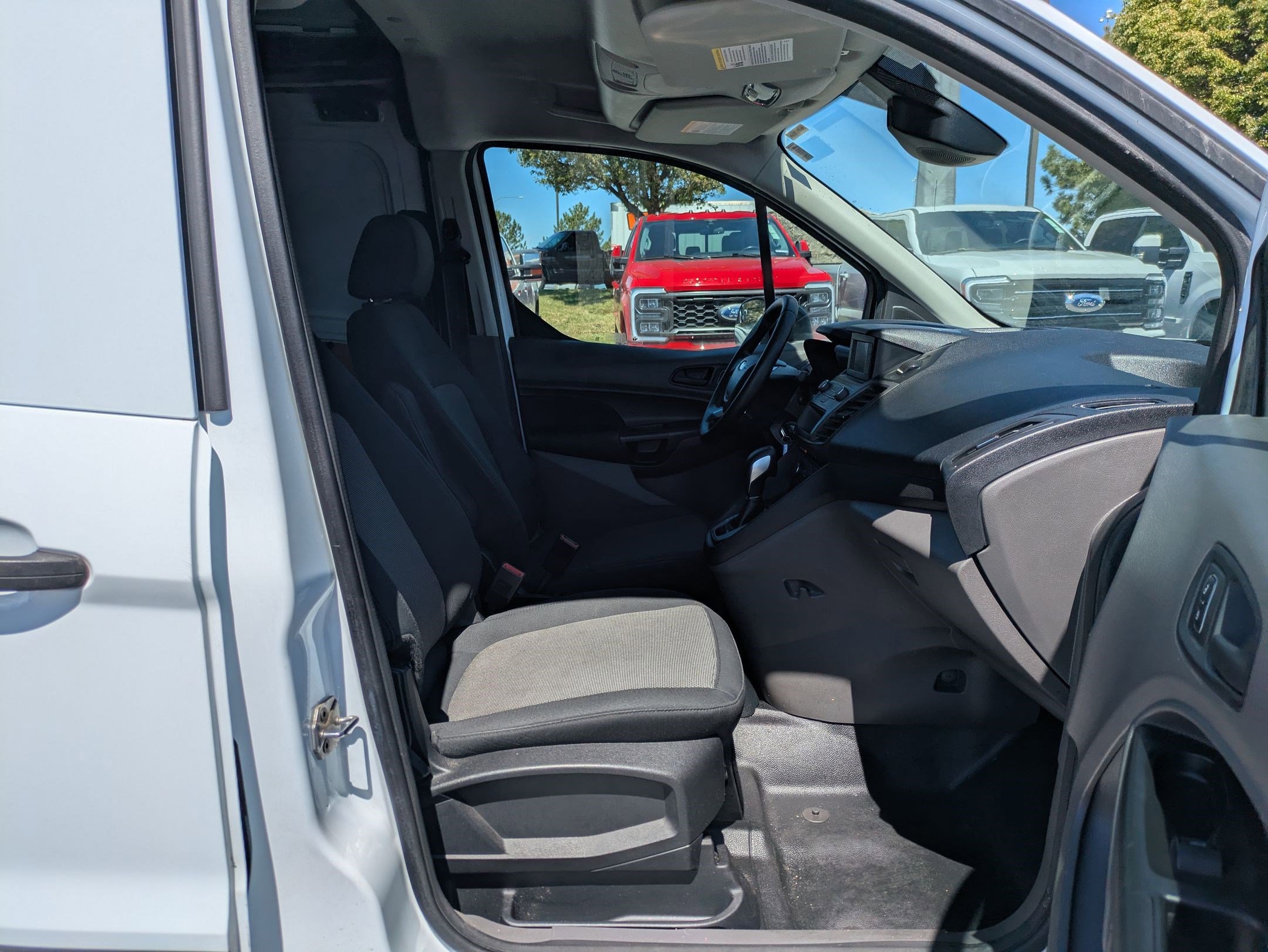 Used 2019 Ford Transit Connect XL FWD image 31