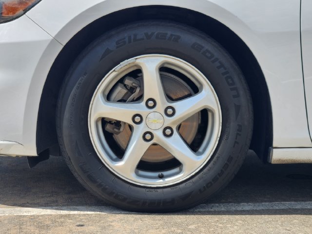 Used 2018 Chevrolet Malibu LS FWD image 10