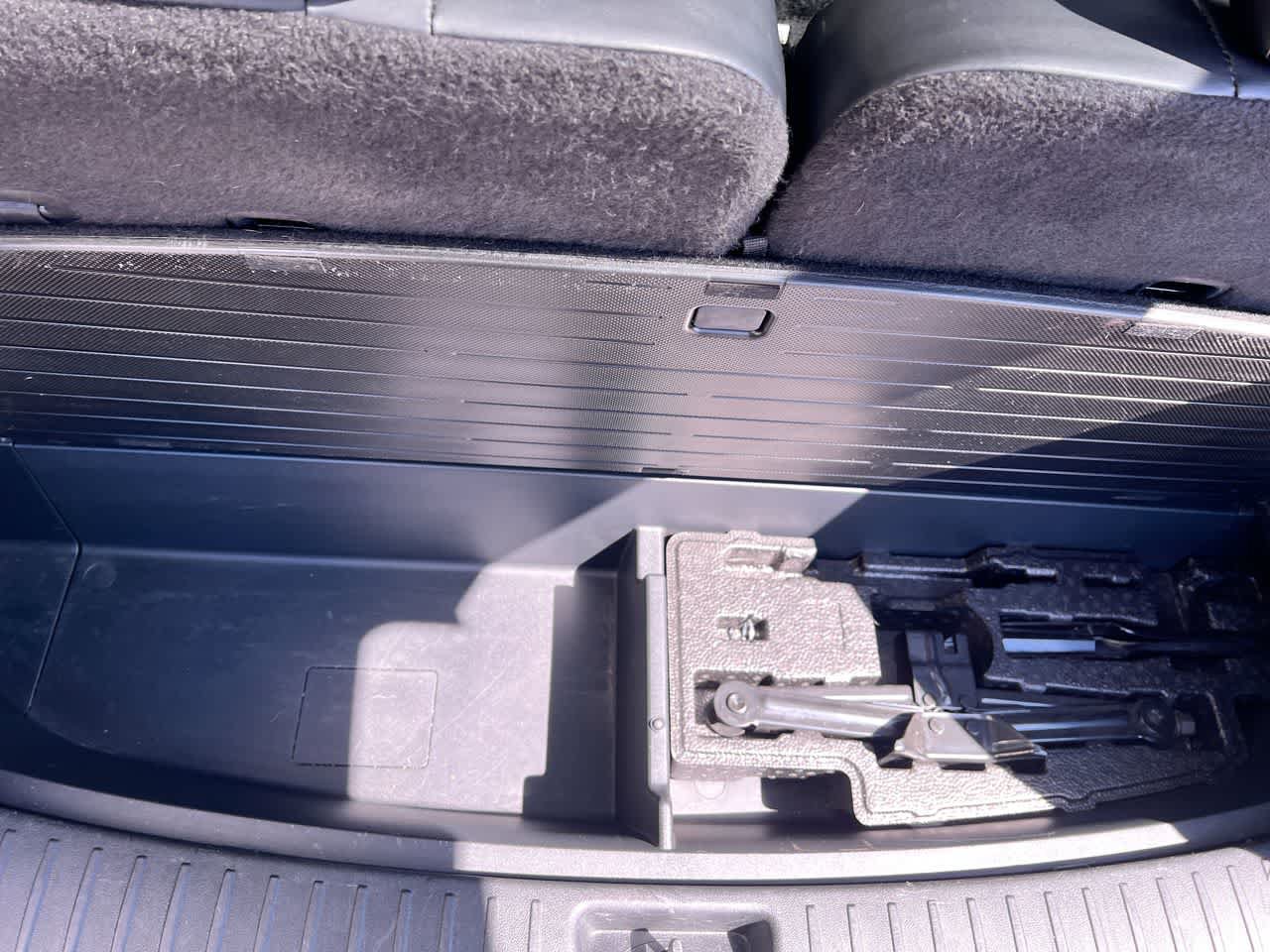 Certified 2025 Kia Soul LX w/ LX Technology Package FWD image 26