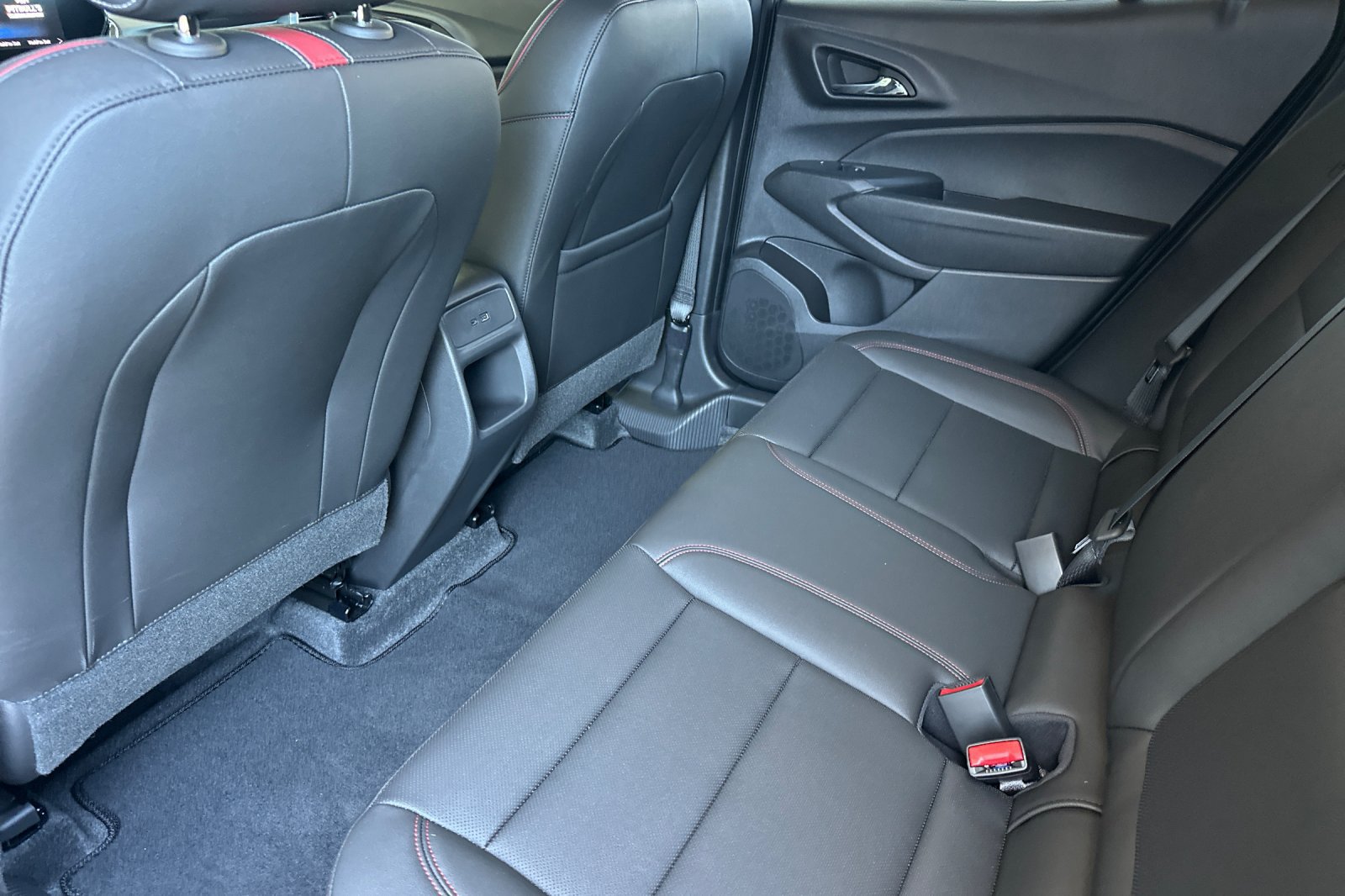New 2026 Chevrolet Trax RS w/ Driver Confidence Package FWD image 13