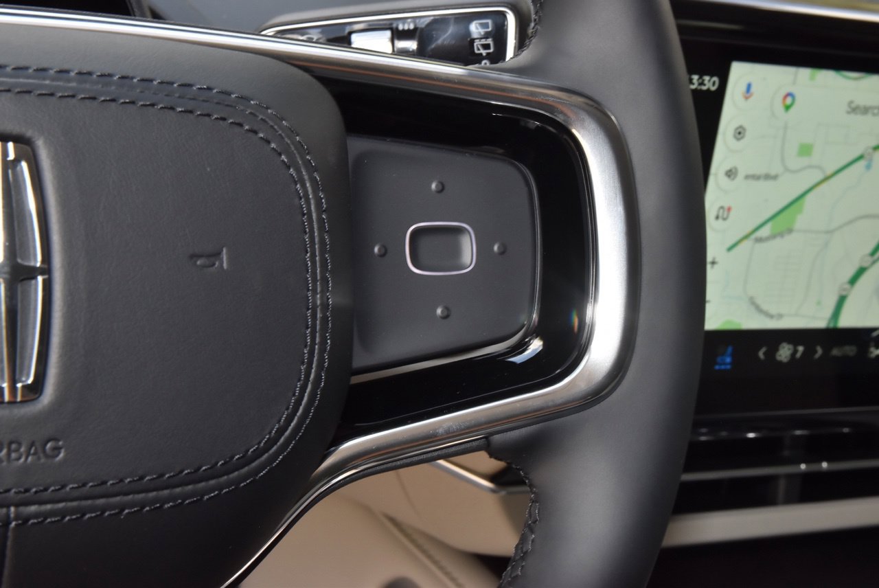 New 2026 Lincoln Nautilus Reserve AWD/4WD image 24