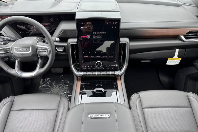 New 2026 GMC Yukon Denali w/ Sun & Power Step Package image 15