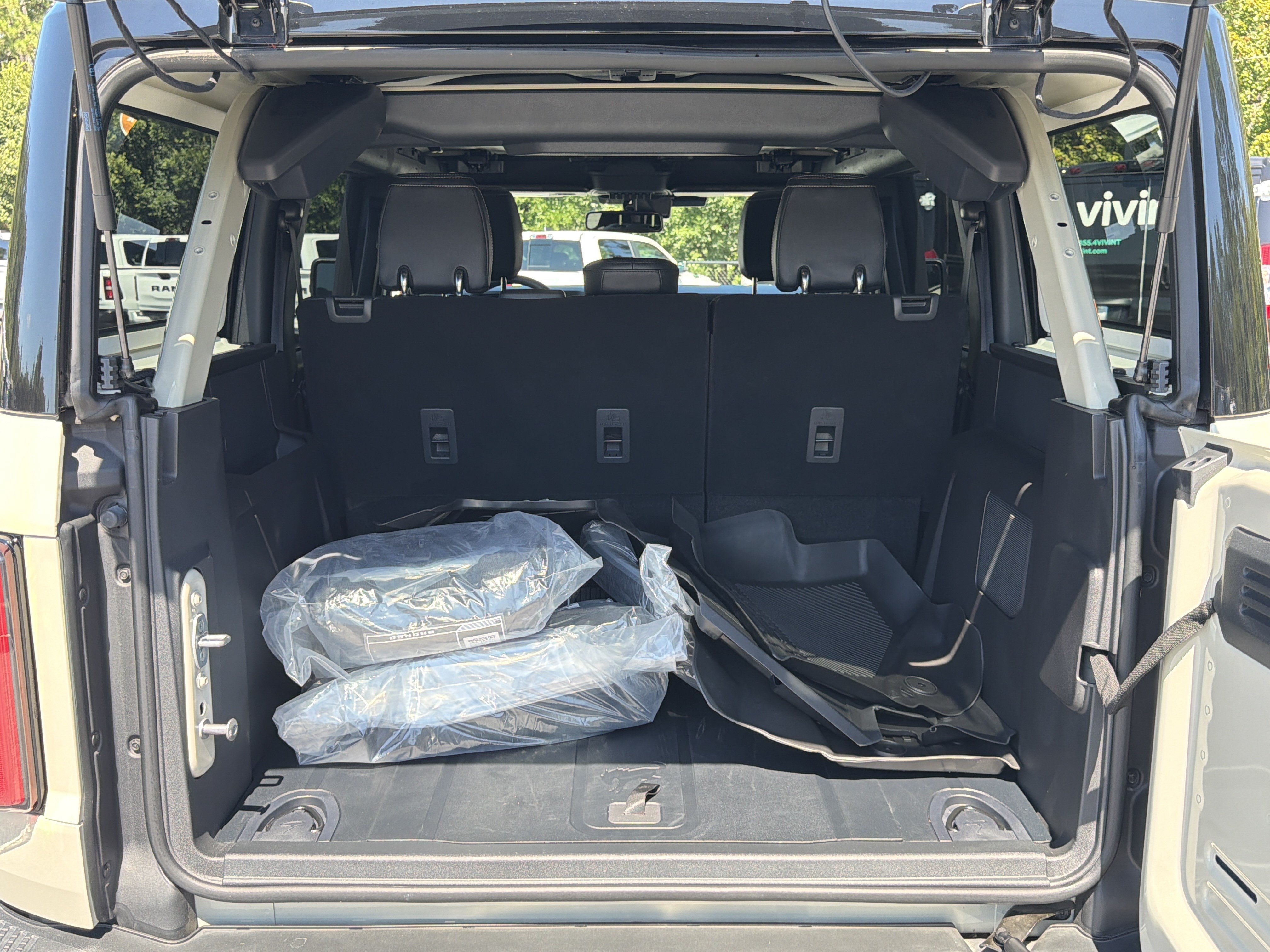 Used 2025 Ford Bronco Badlands AWD/4WD image 22