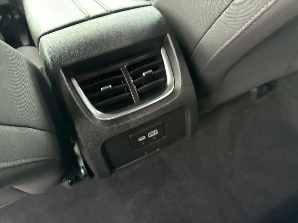 Used 2021 Chevrolet Blazer LT AWD/4WD image 18