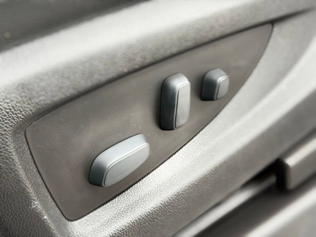 Used 2017 Chevrolet Silverado 1500 High Country image 16