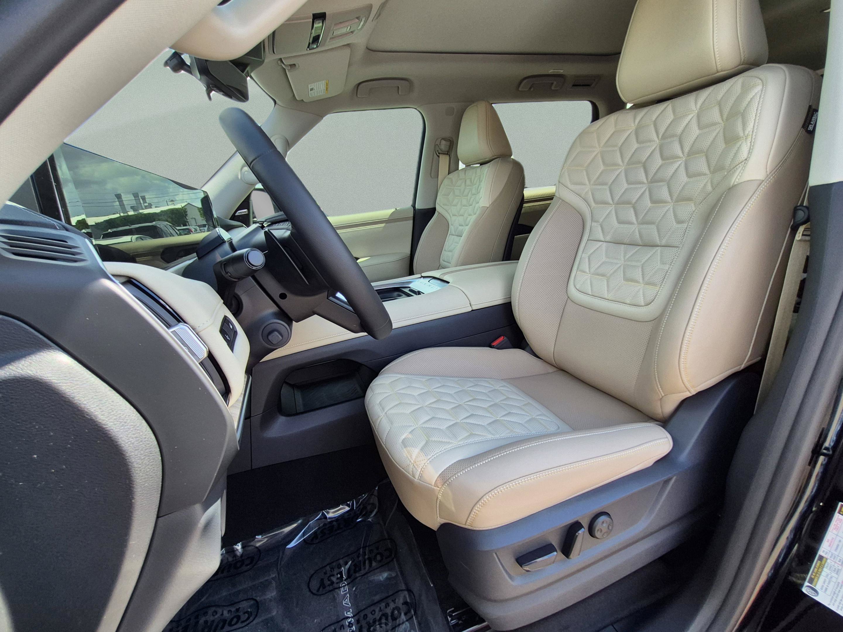 New 2026 Nissan Armada Platinum RWD image 21