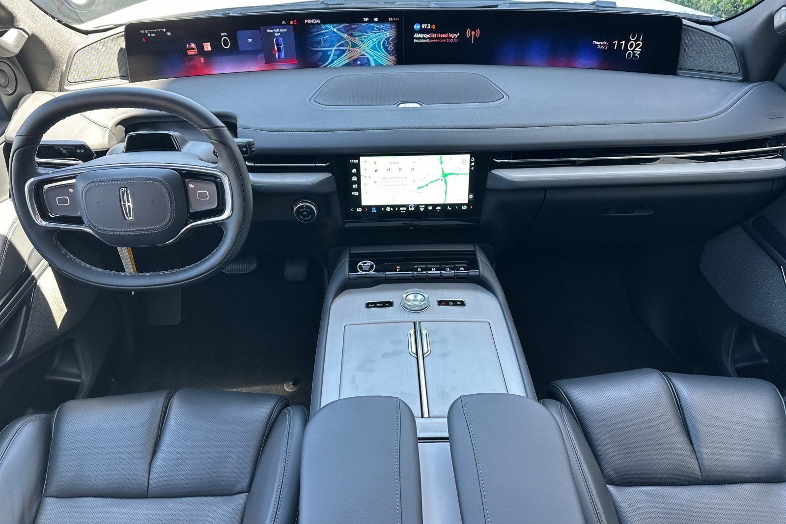 New 2026 Lincoln Navigator Reserve w/ Jet Appearance Package AWD/4WD image 12
