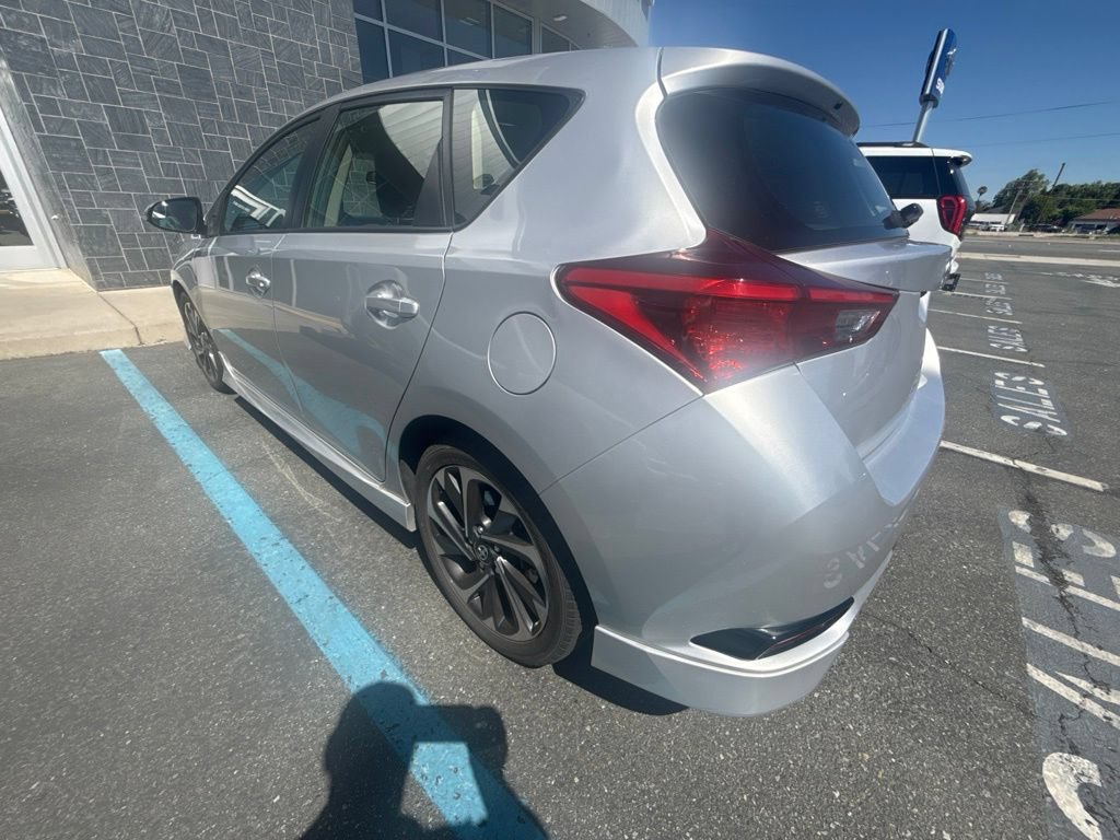 Used 2016 Scion iM FWD image 3