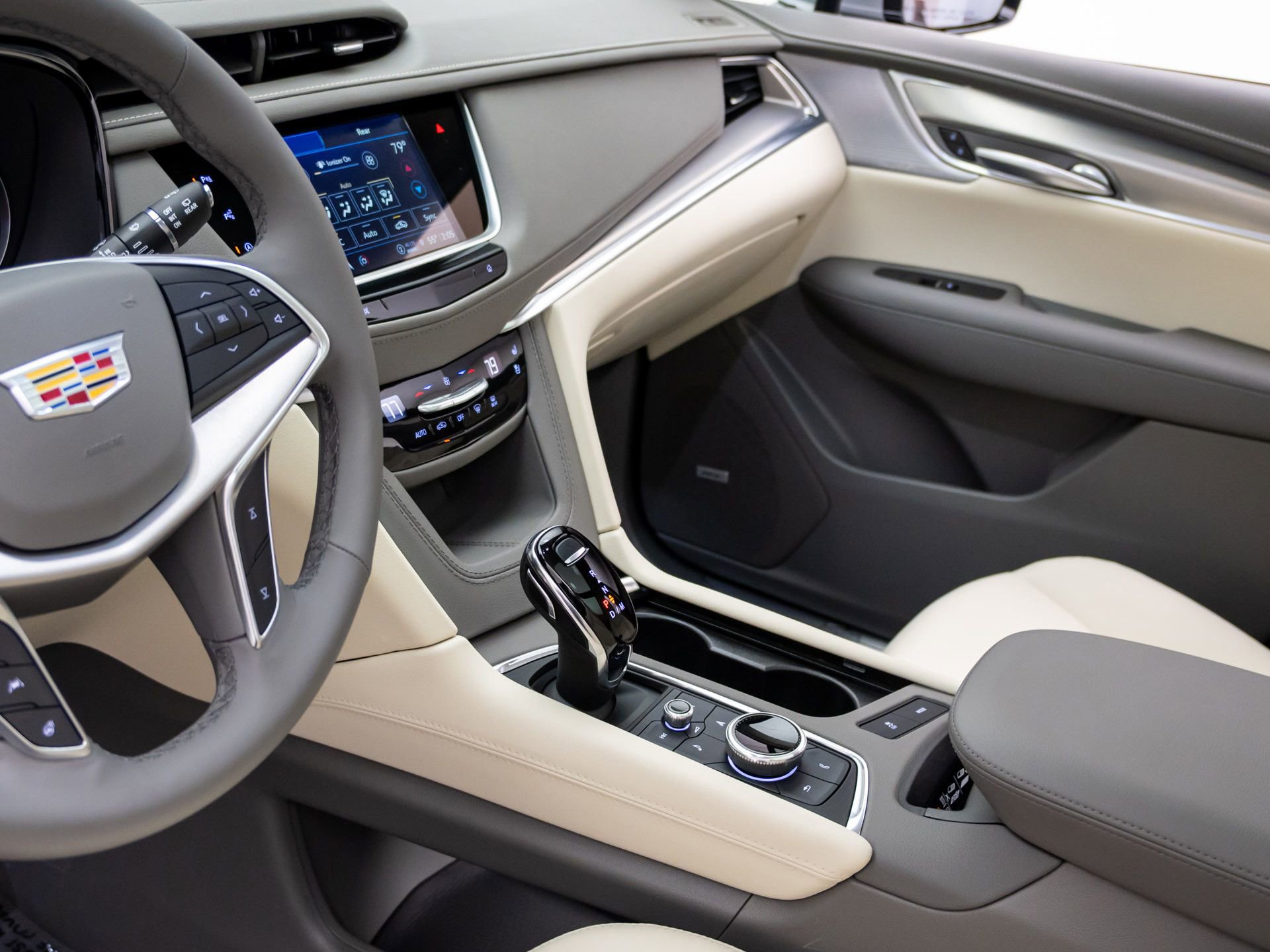 Certified 2026 Cadillac XT5 Premium Luxury w/ Driver Assist Package AWD/4WD image 14