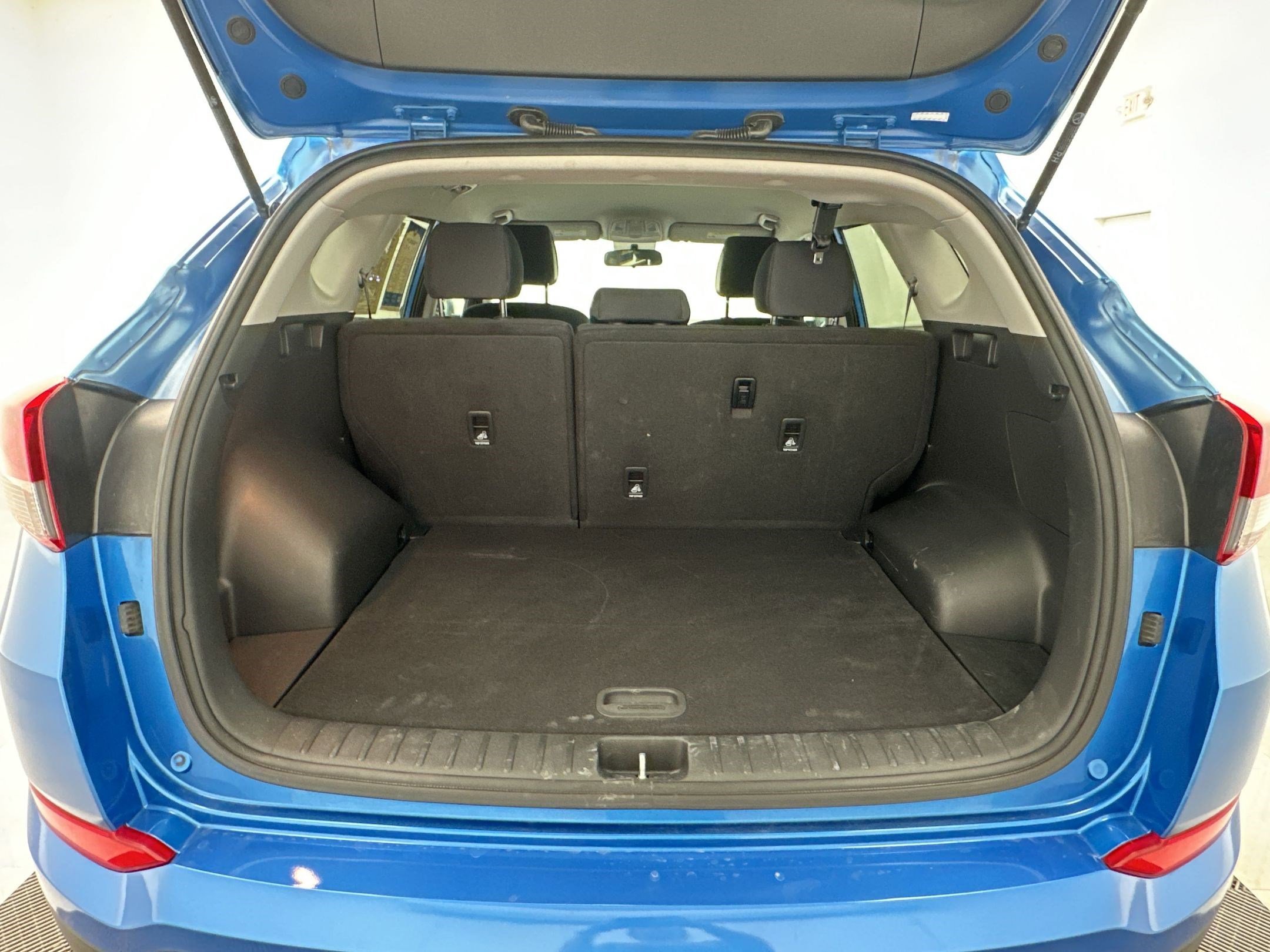 Used 2018 Hyundai Tucson SE image 29