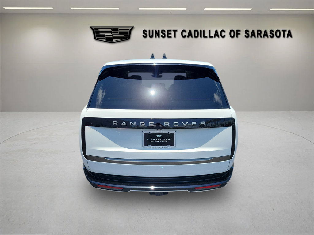 Used 2025 Land Rover Range Rover Long Wheelbase SE AWD/4WD image 5