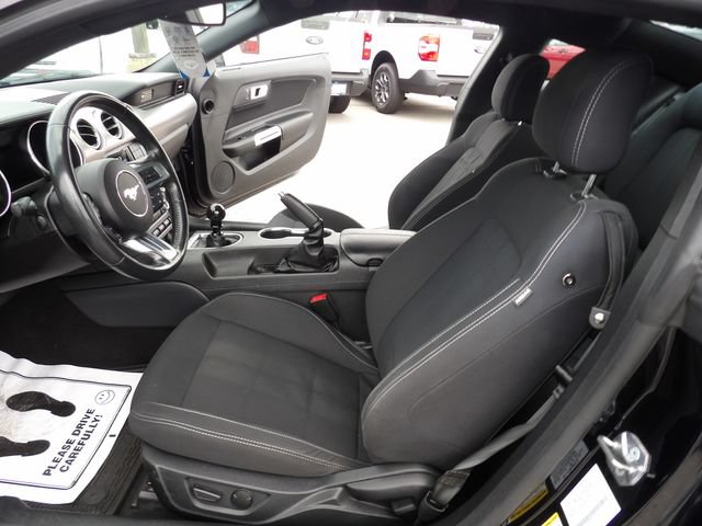 Certified 2020 Ford Mustang GT w/ Black Accent Package RWD image 28