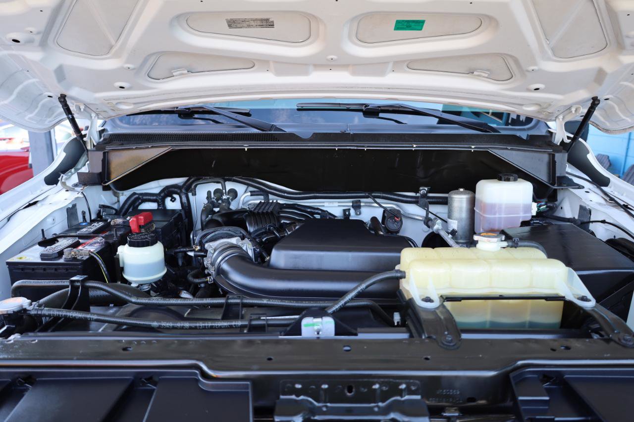 Used 2020 Nissan NV 3500 S image 15