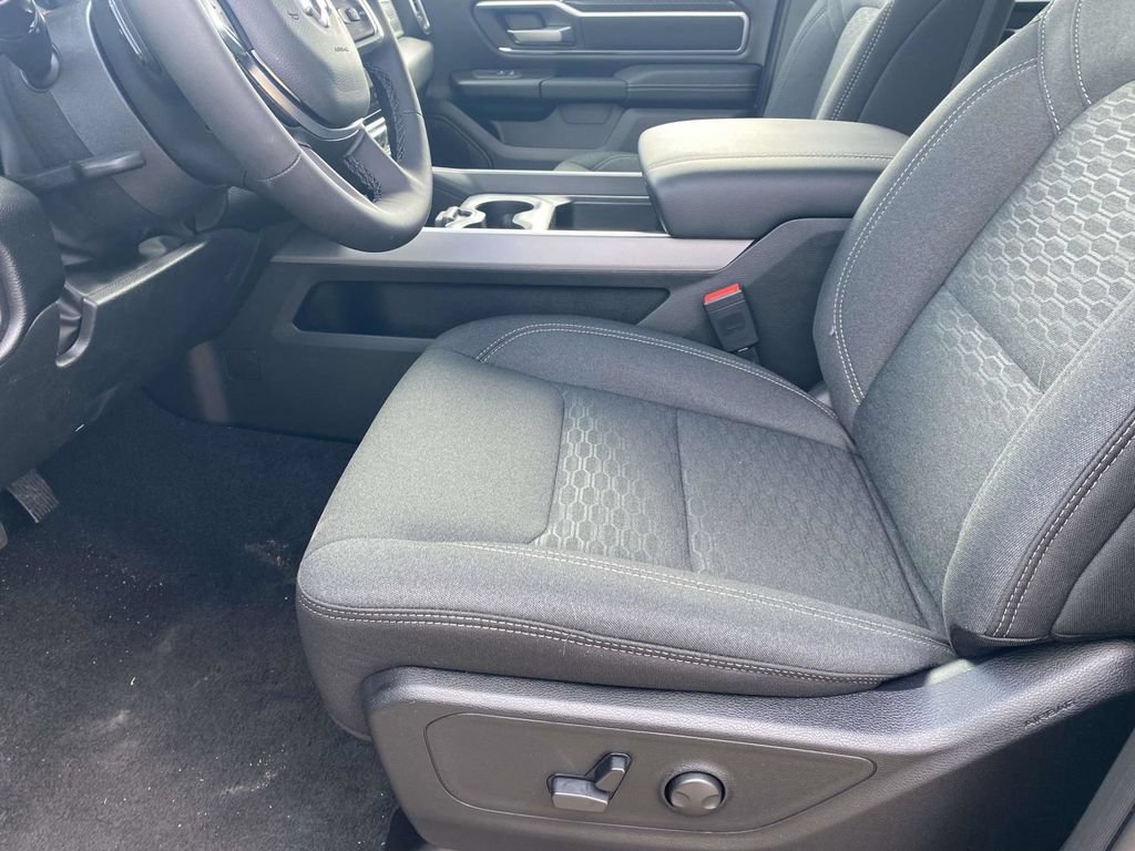 New 2026 RAM 1500 Big Horn AWD/4WD image 14