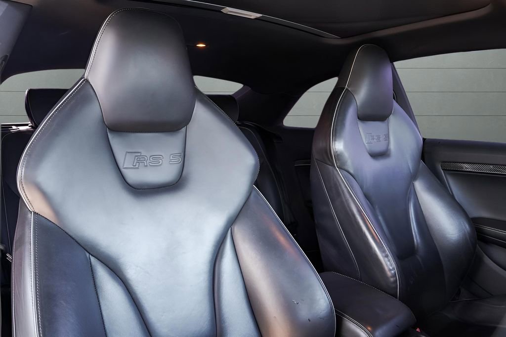 Used 2015 Audi RS 5 Coupe w/ Technology Package image 42