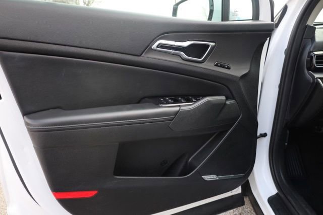 Used 2023 Kia Sportage SX image 20