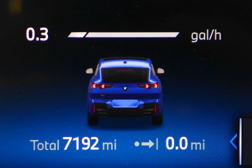 Used 2025 BMW X2 M35i image 32