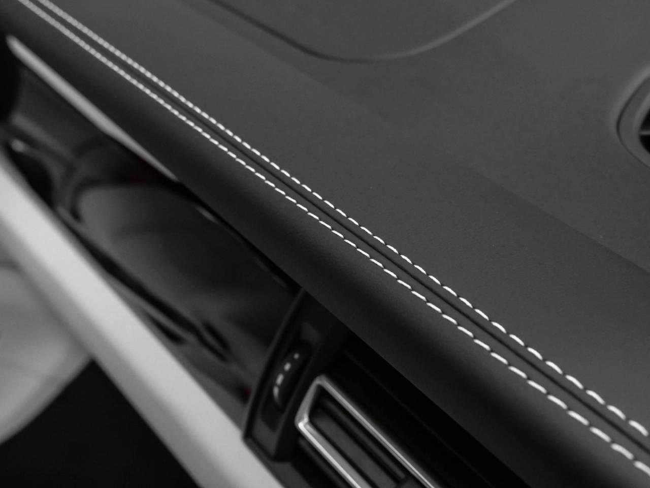 New 2025 Porsche Macan image 78